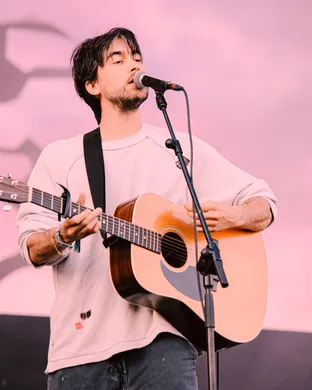 Alex G Oakland