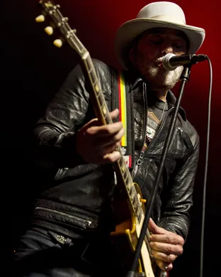 Daniel Lanois Saratoga
