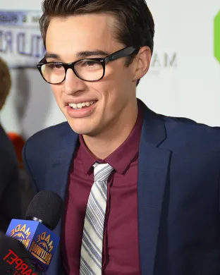 Joey Bragg Sunnyvale