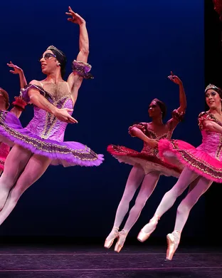 Les Ballets Trockadero De Monte Carlo Livermore