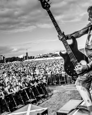 Peter Hook And The Light Saratoga
