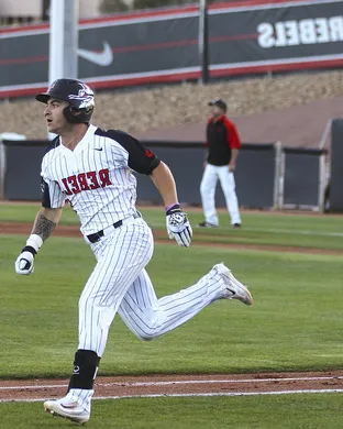 Unlv Rebels Baseball Davis